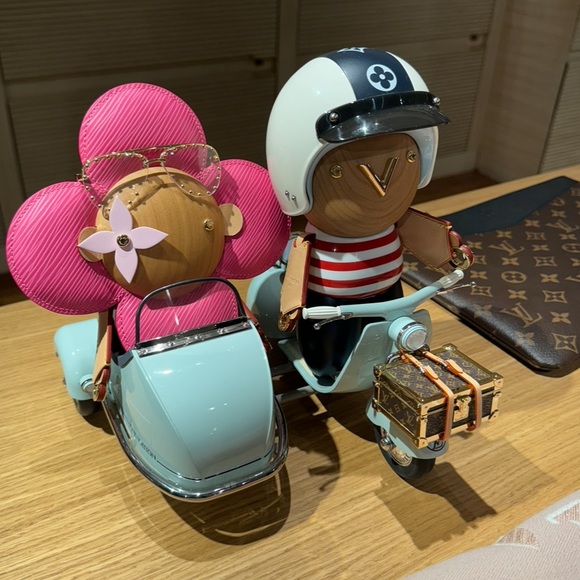 ANDY IS LIVE 🛍️🩷🩷🩷🥂🥂🥂🥂 - Picture 3 of 8